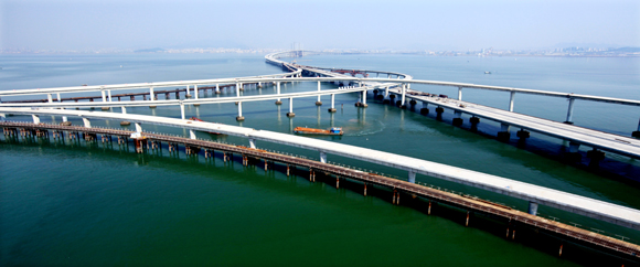 18、青島海灣大橋